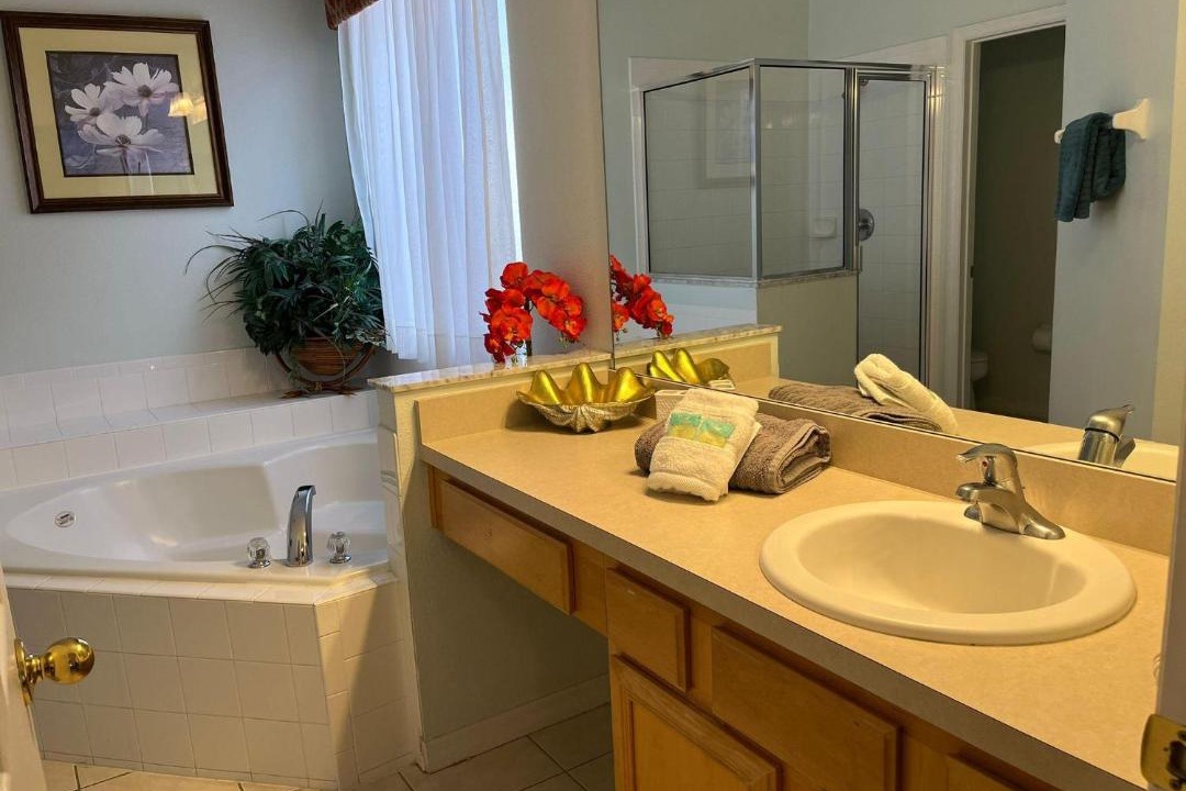 Photo of Bathroom in Seasons