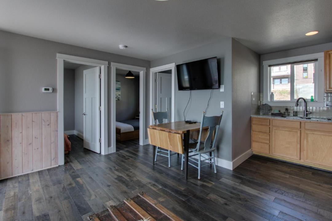 Photo of Livingroom in Oceanside