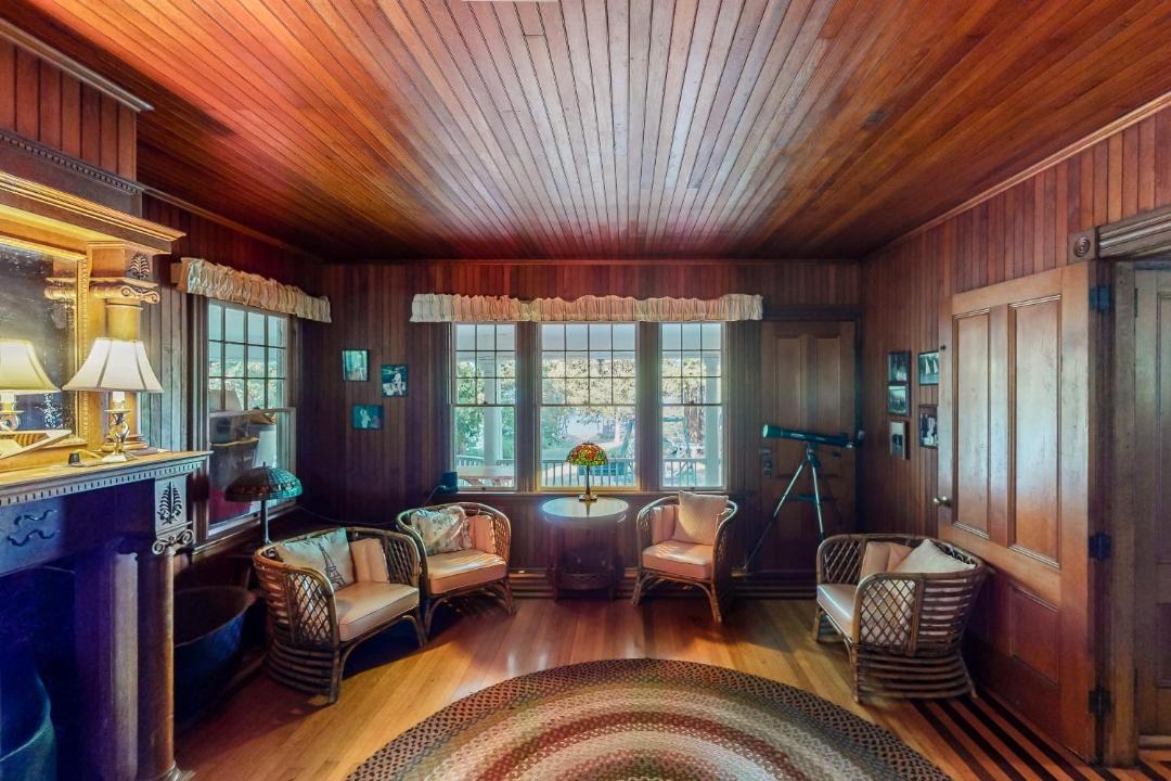 Photo of Others in Charlotte