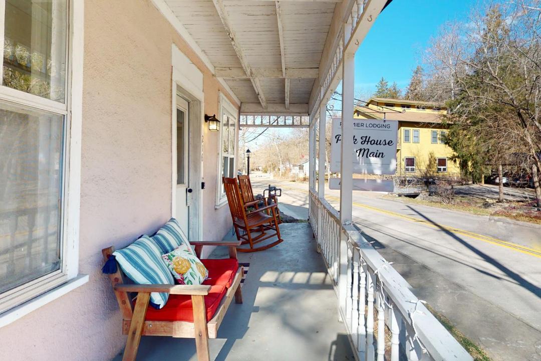 Photo of Others in Eureka Springs Historic District