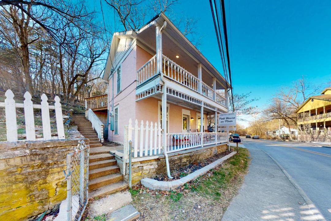 Photo of Others in Eureka Springs Historic District