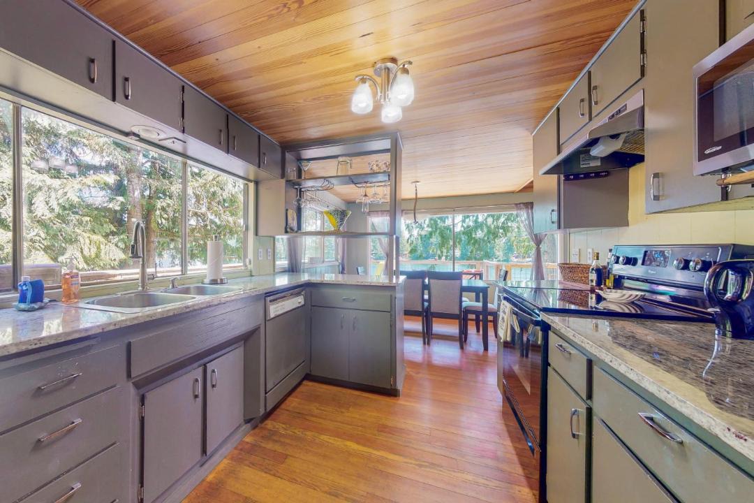 Photo of Kitchen in Grapeview