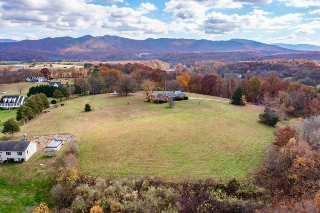 Photo of Others in Shenandoah