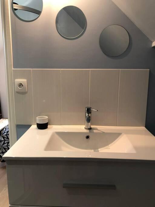 Photo of Bathroom in Jouy-le-Potier