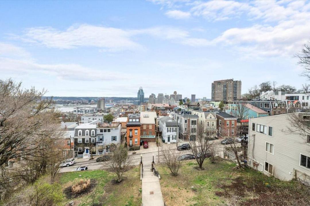 Photo of Buildings in Mount Adams
