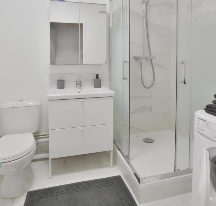 Photo of Bathroom in Courcouronnes