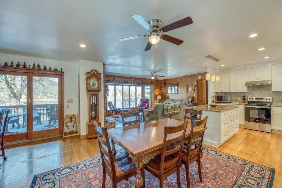 Photo of Livingroom in Lake Junaluska