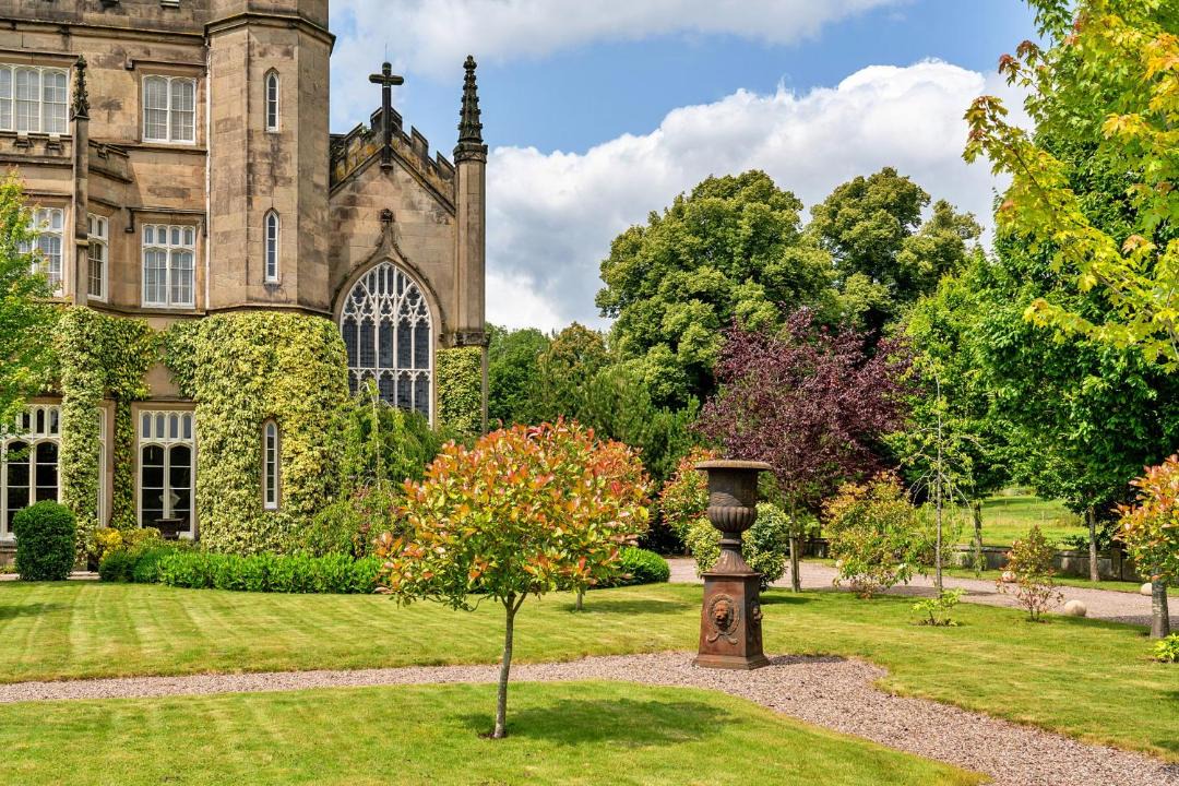 Photo of Buildings in Sutton Maddock
