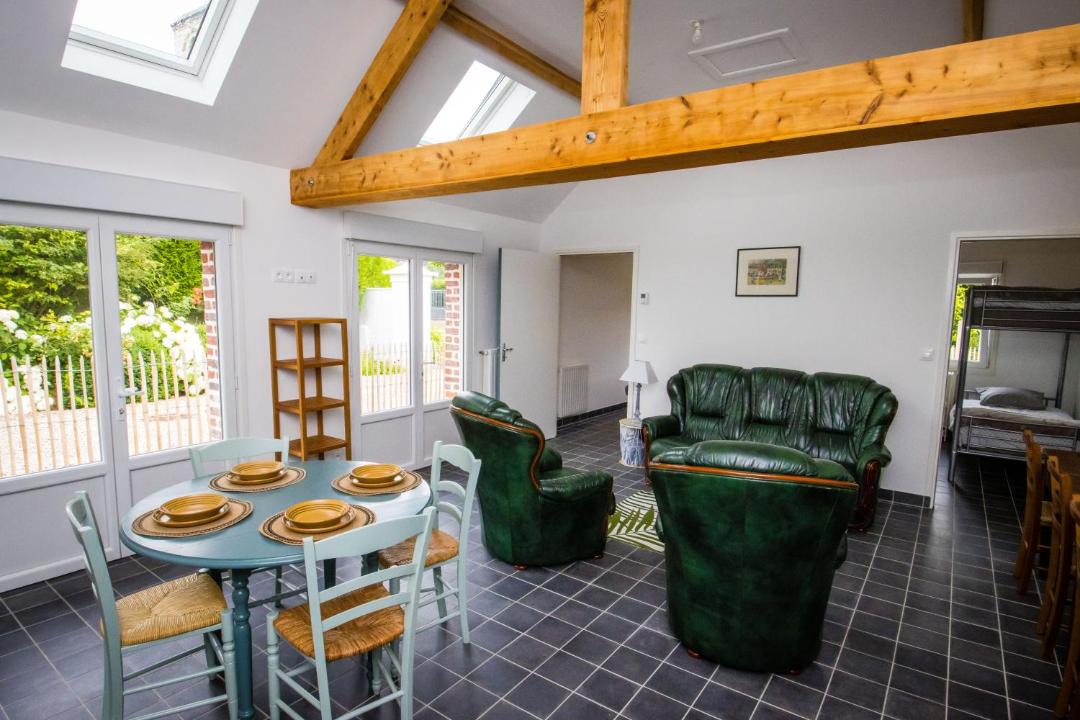 Photo of Others in Offin