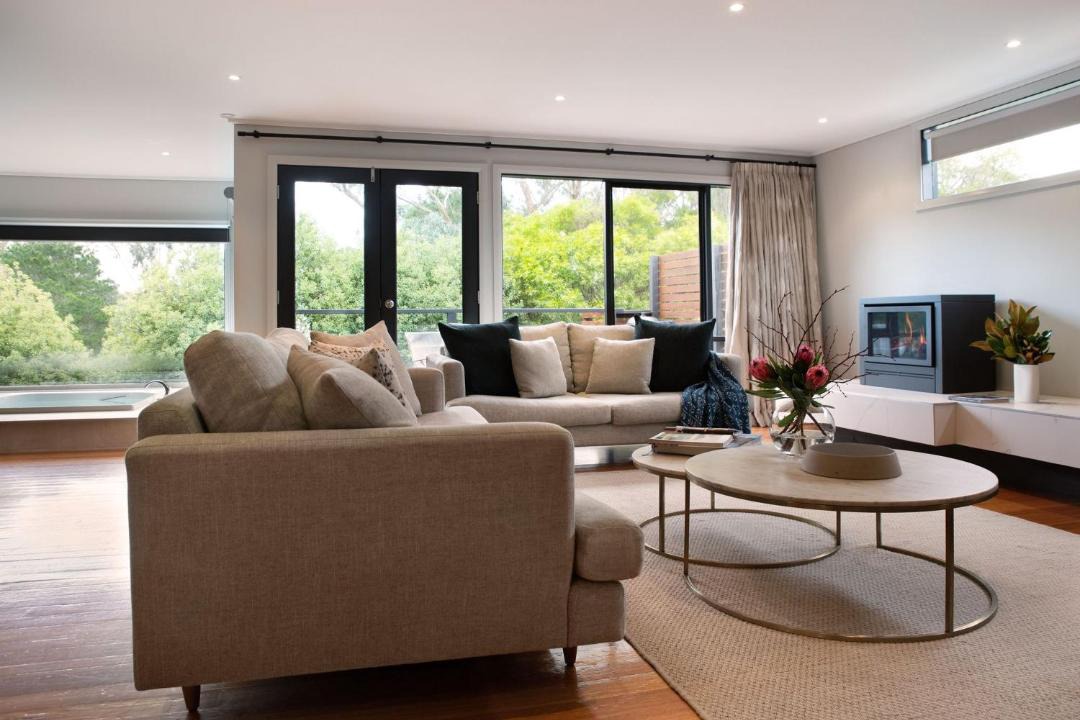 Photo of Others in Hepburn