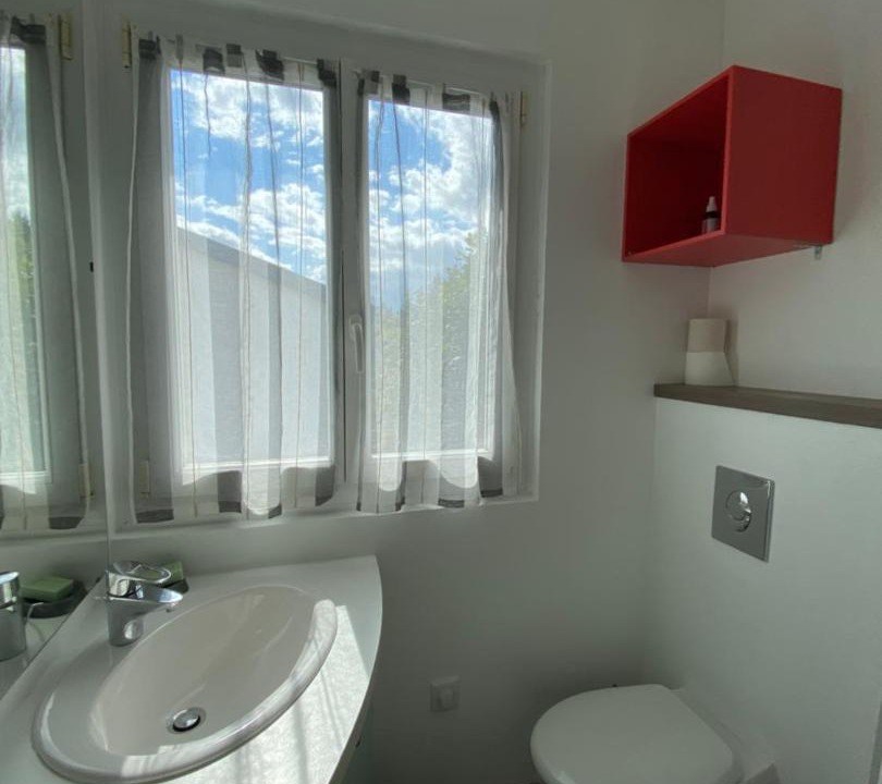 Photo of Bathroom in Peigney