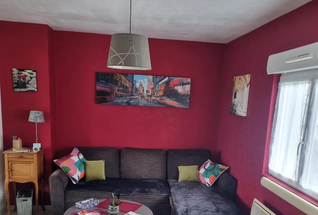 Photo of Livingroom in Charleville-Mezieres