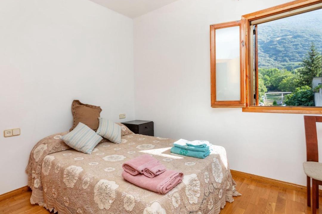 Photo of Bedroom in Sort
