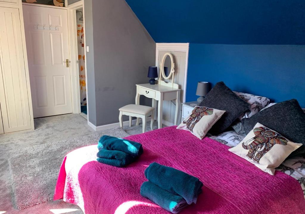 Photo of Bedroom in Helford Passage