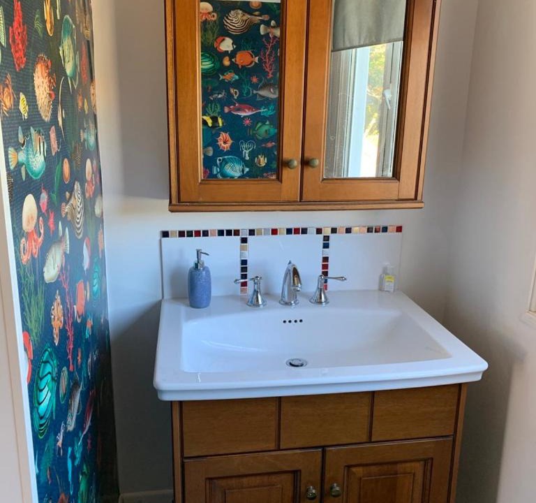 Photo of Bathroom in Helford Passage