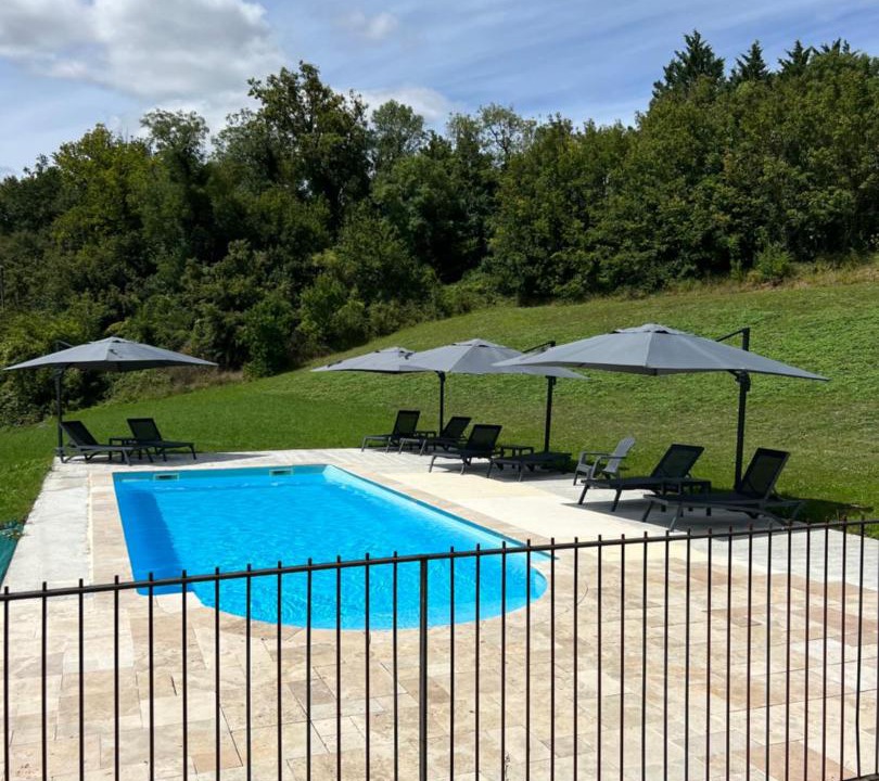 Photo of Others in Echire