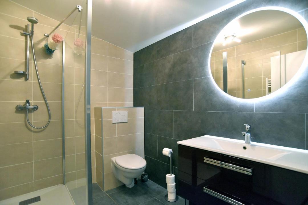 Photo of Bathroom in Dinan
