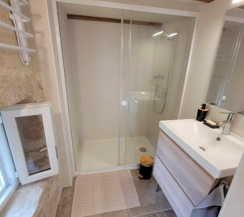 Photo of Bathroom in Saint-Jean-et-Saint-Paul