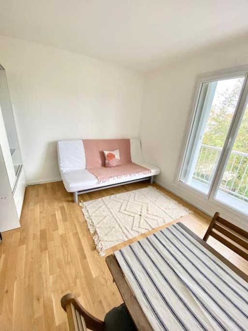 Photo of Others in Magny-les-Hameaux