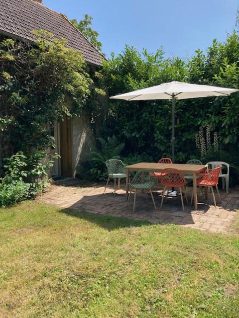 Photo of Others in Brehal