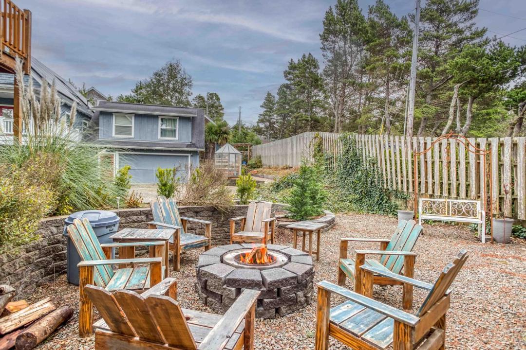 Photo of Patio Balcony in Lincoln Beach