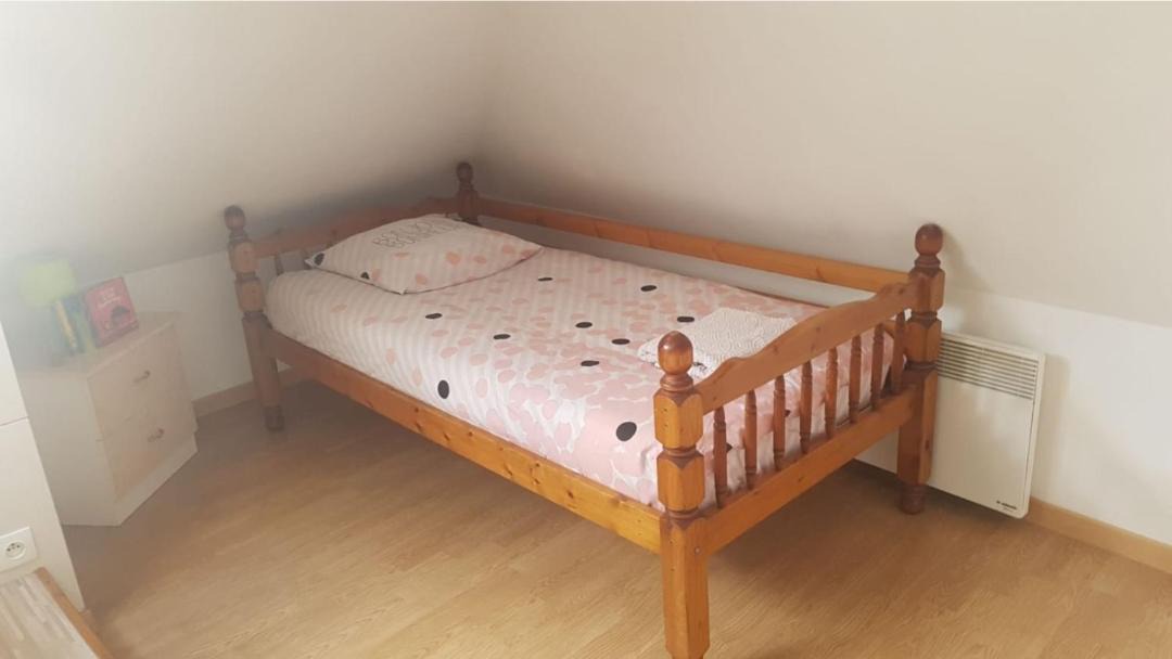 Photo of Bedroom in Mer