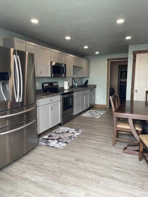 Photo of Others in Gardiner