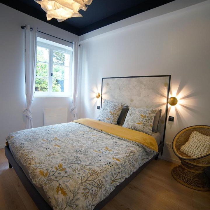 Photo of Others in Montchapet