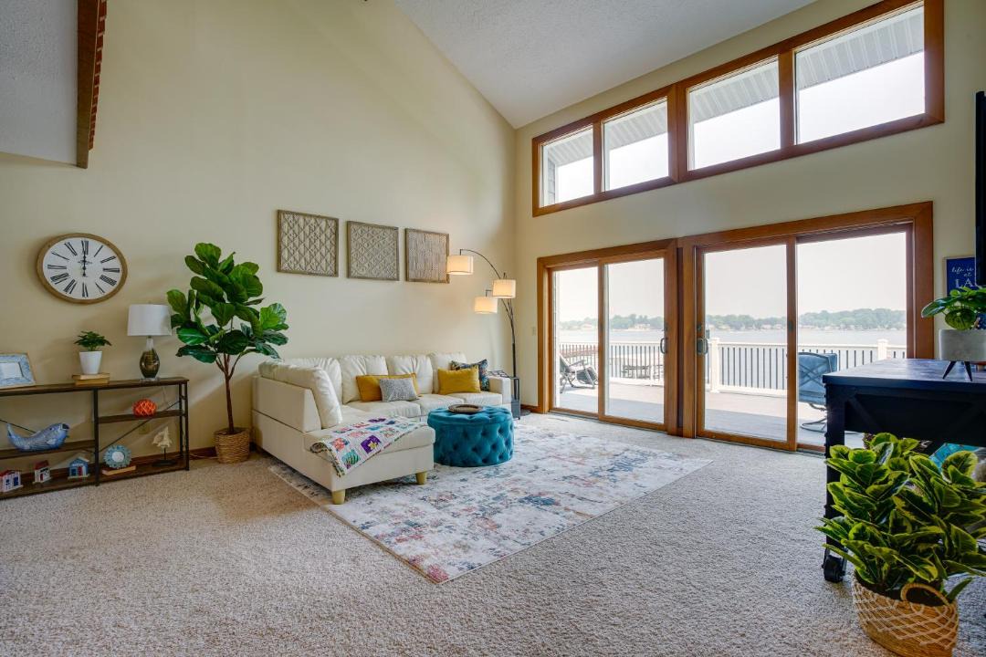 Photo of Others in Syracuse