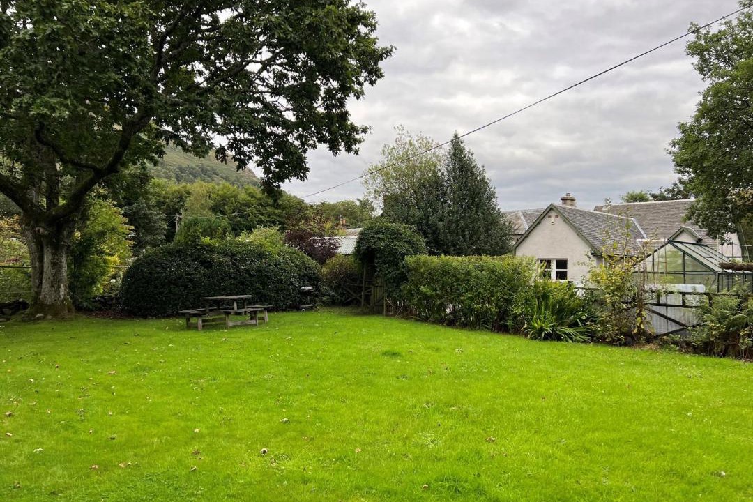 Photo of Buildings in St Fillans