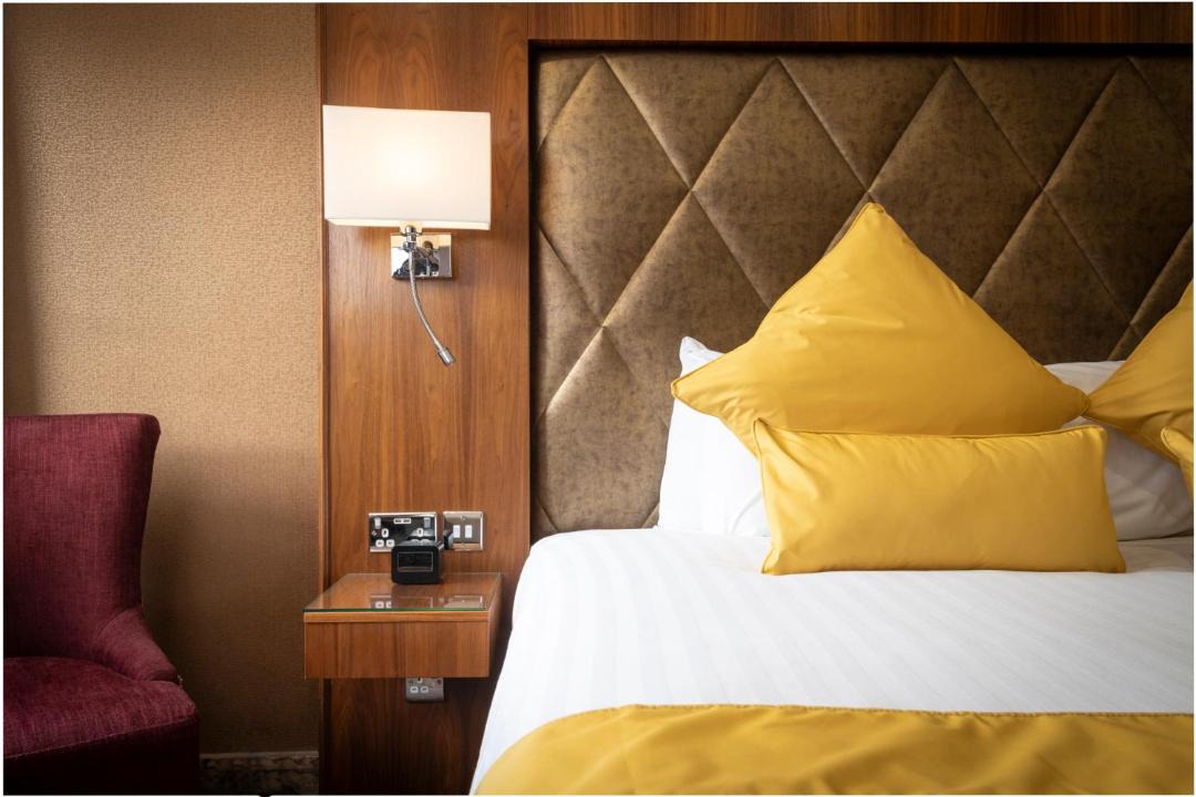 Photo of Others in Dunton Green