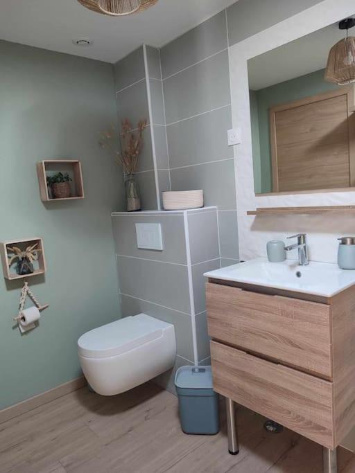 Photo of Bathroom in Verton