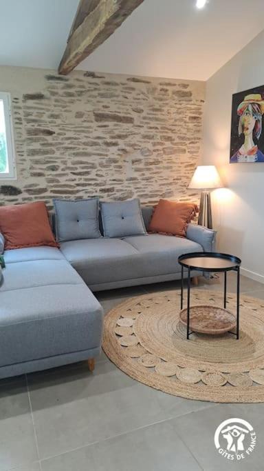 Photo of Livingroom in Andouque