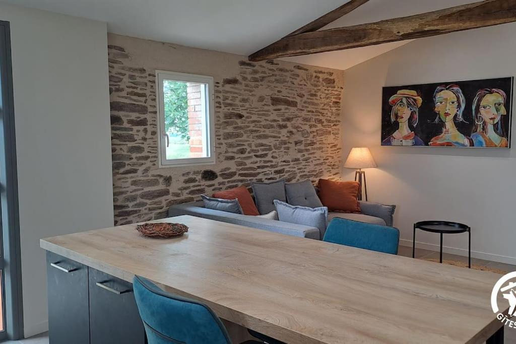 Photo of Others in Andouque