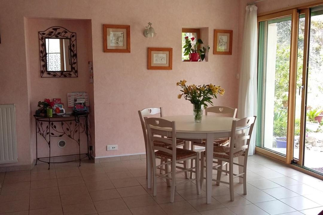 Photo of Livingroom in Clisson