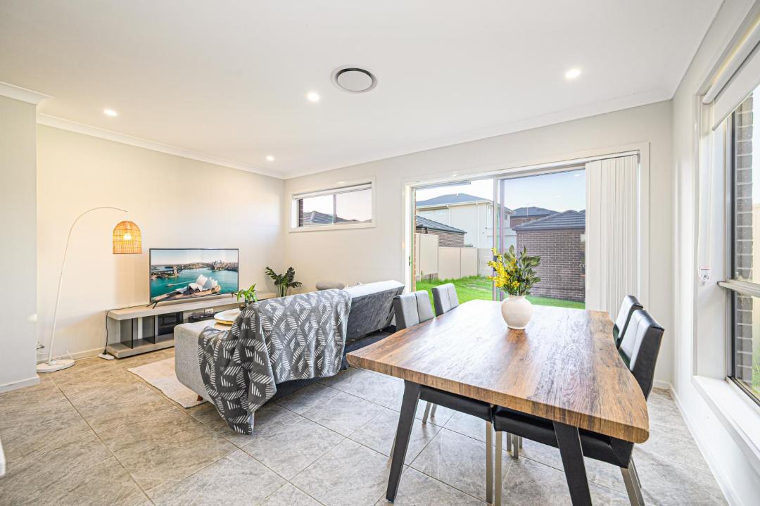 Photo of Livingroom in Bardia