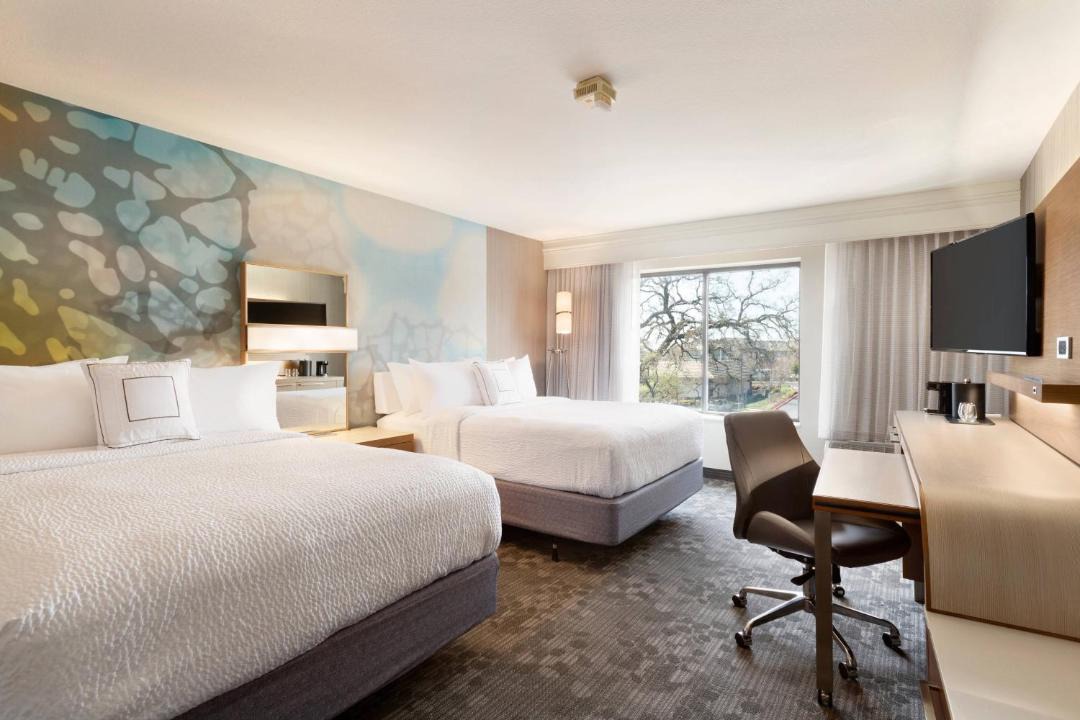 Photo of Bedroom in East Roseville Parkway