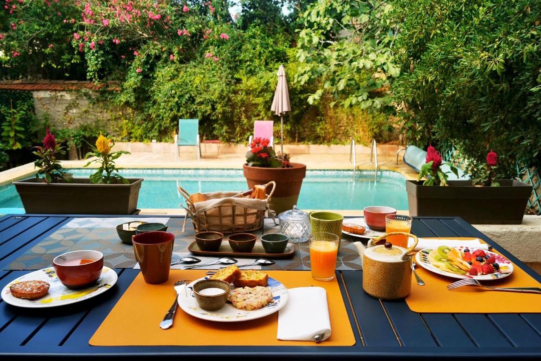 Photo of Others in Route d'Arles