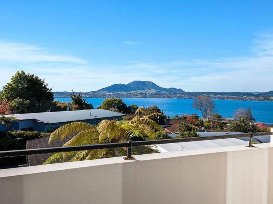 Photo of Others in Acacia Bay