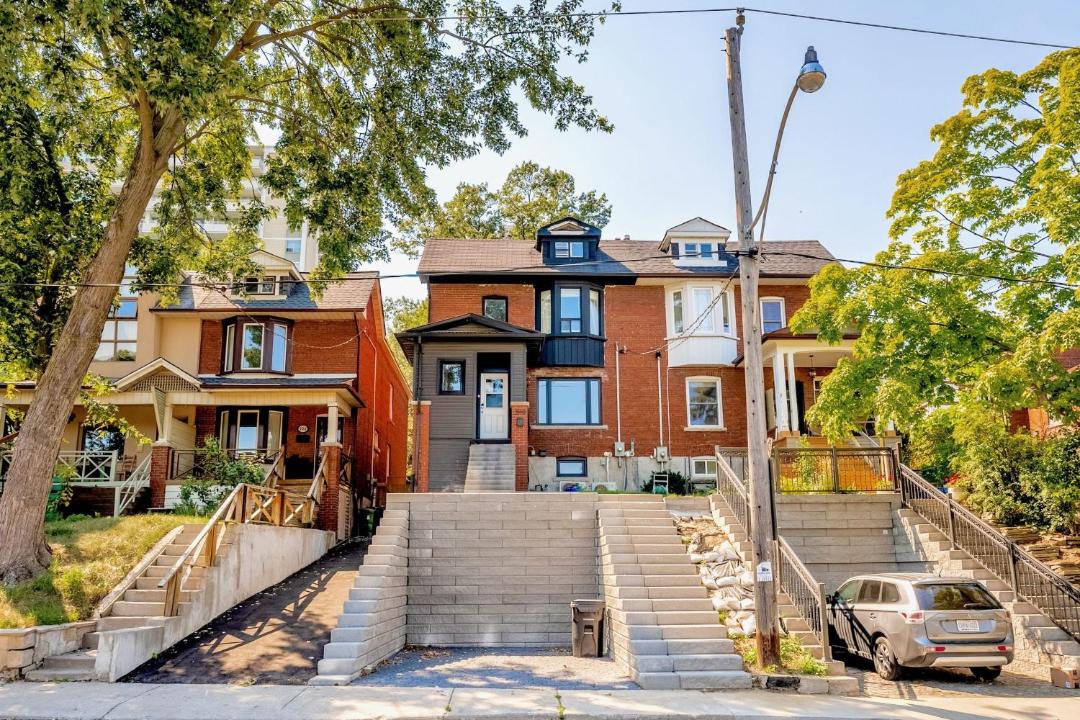 Photo of Others in High Park North