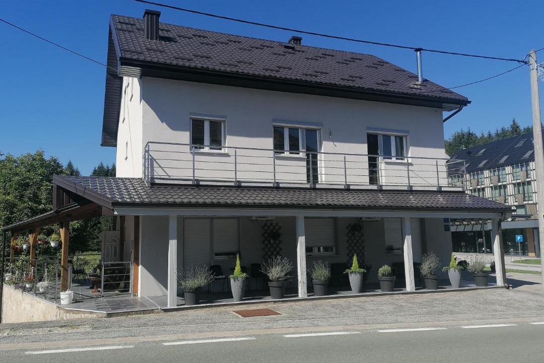 Photo of Others in Seliste