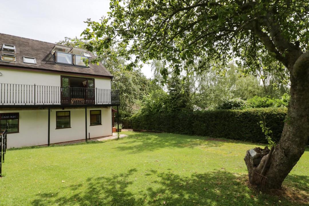 Photo of Others in Uley