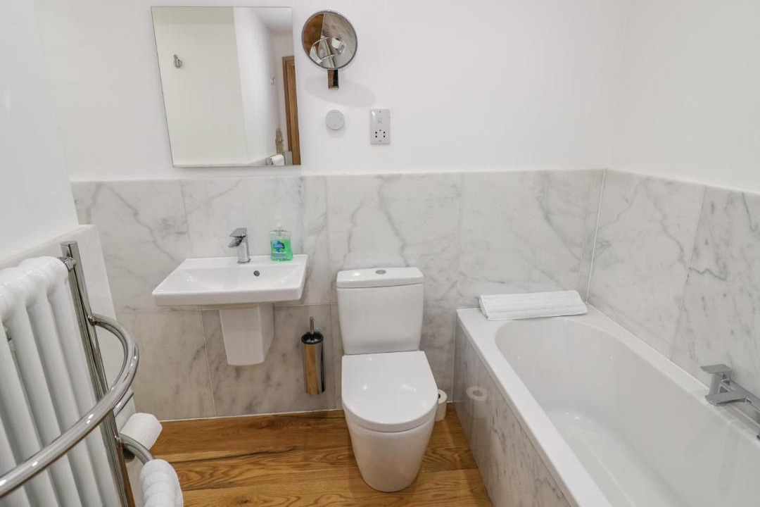 Photo of Others in Uley