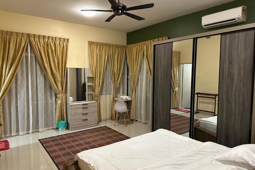 Photo of Others in Rembia