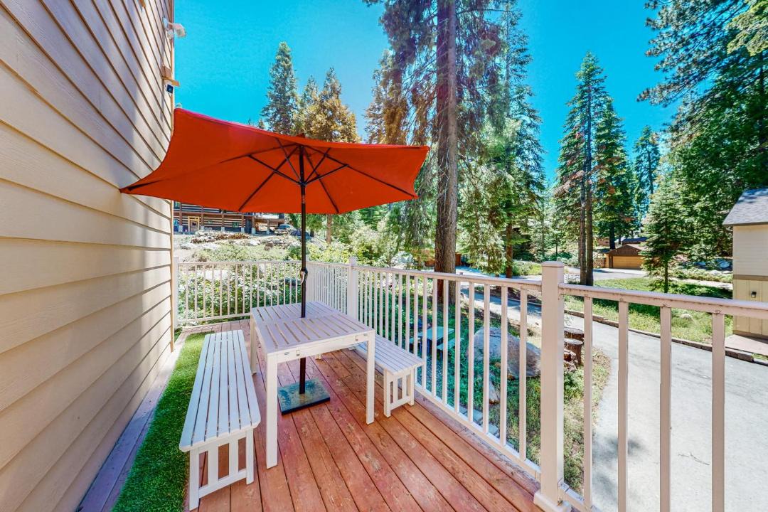 Photo of Patio Balcony in Yosemite National Park