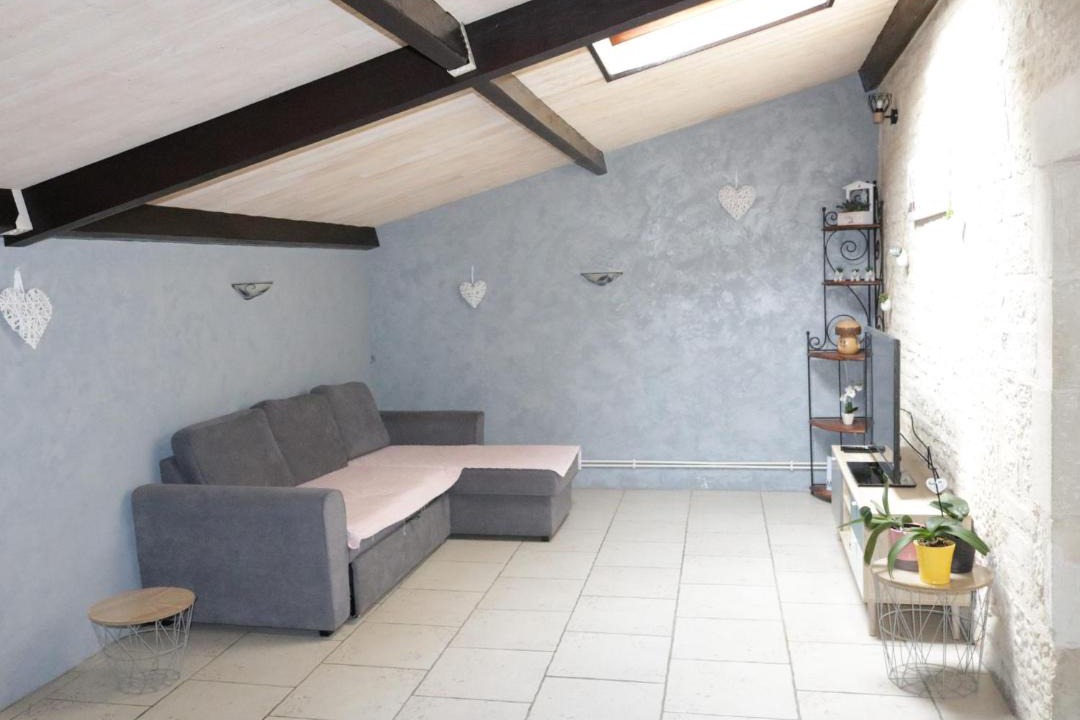 Photo of Others in Prisse-la-Charriere