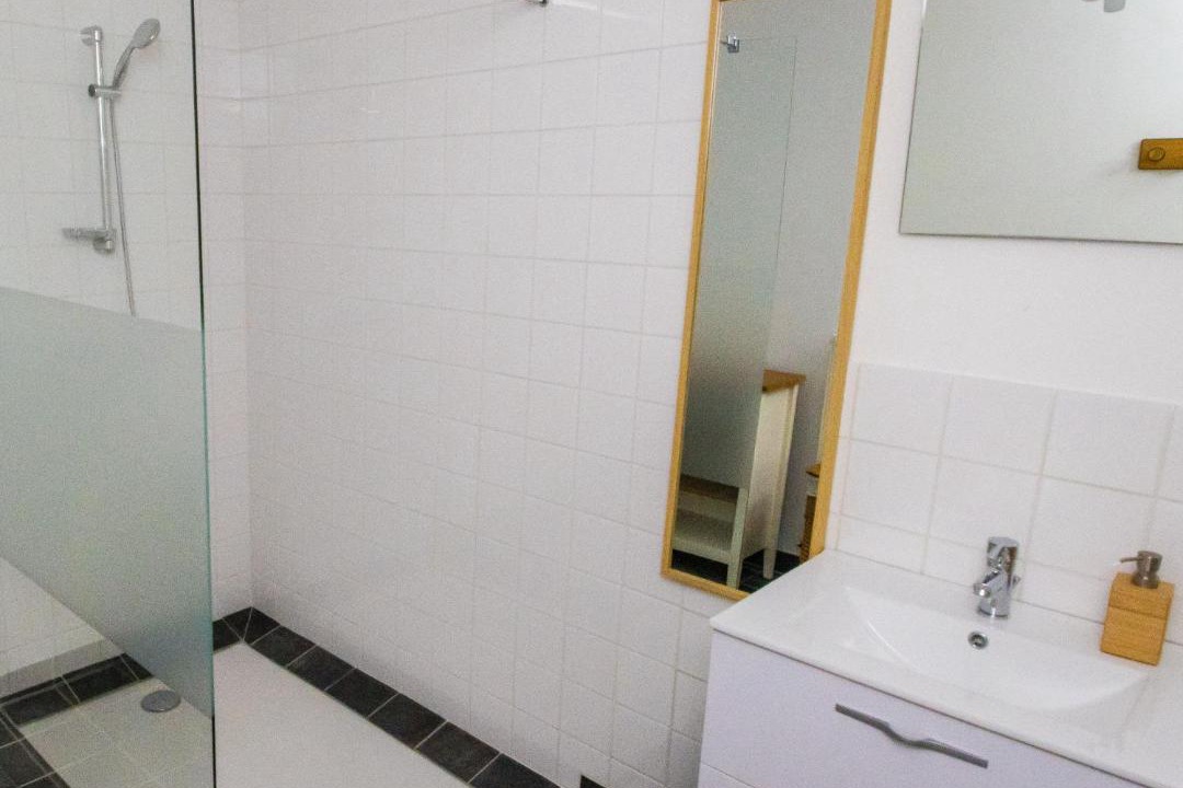 Photo of Others in Offin