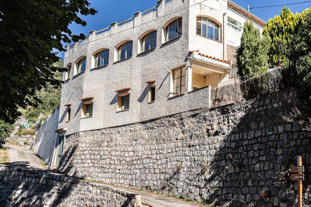 Photo of Buildings in Revest-les-Roches
