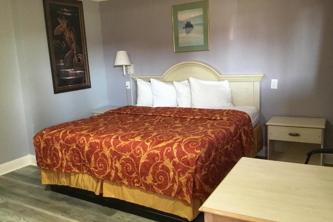 Photo of Bedroom in Plainview