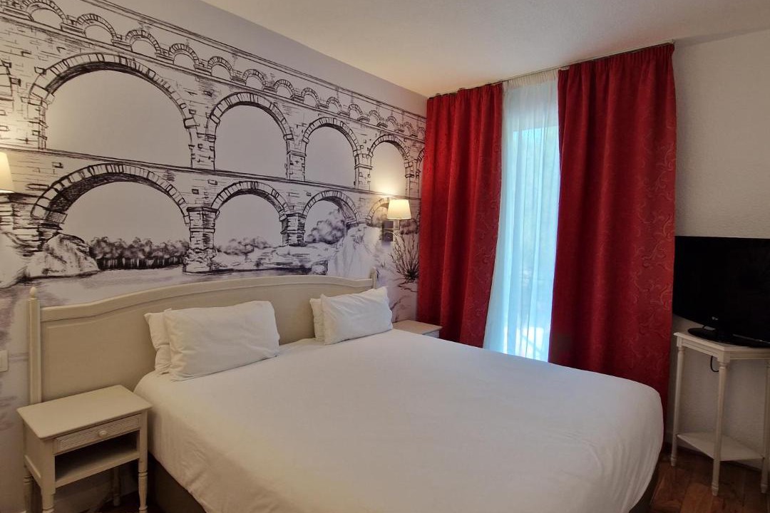 Photo of Others in Beaucaire